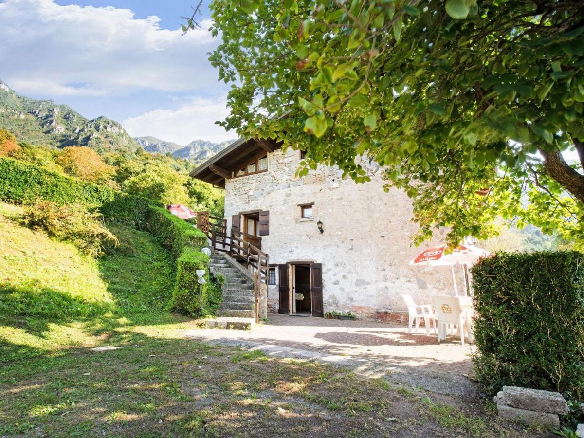 Belvilla By Oyo Fienile Regoli Quattro Crone Exterior foto
